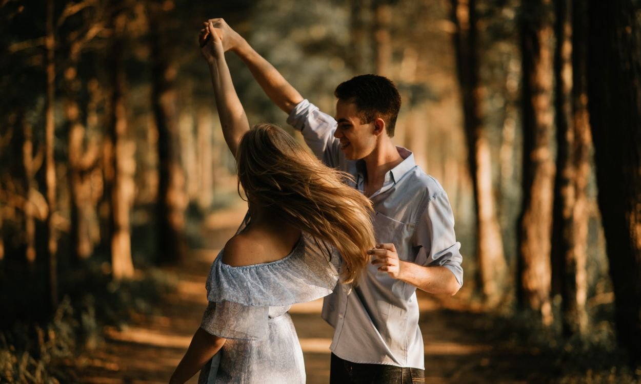 The Influence of Social Media on Today’s Marriages
