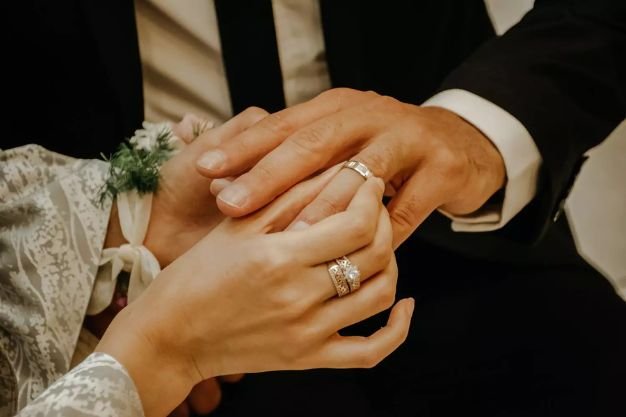 How to Use Matrimonial Websites in a Secured Way?